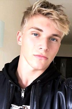 Flipped Chat AI – Chat s Jason Grace