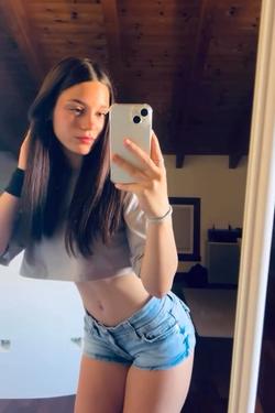 Flipped Chat AI – Chatta con Veronica