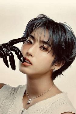 Flipped Chat AI – Chat cu Han Jisung
