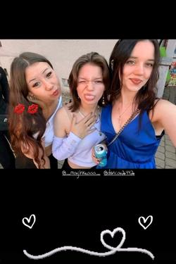 Flipped Chat AI – razgovarajte s Denisa goubejova
