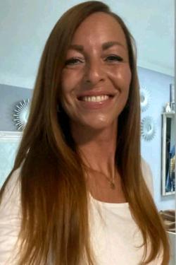 Omgedraaide chat AI – Chat met Mevrouw Neudert Anja