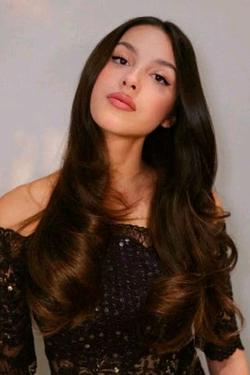 Flipped Chat AI – Chat cu Stella Brooks
