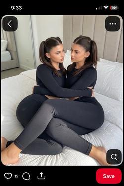 Omgedraaide chat AI – Chat met Nella en Kayla