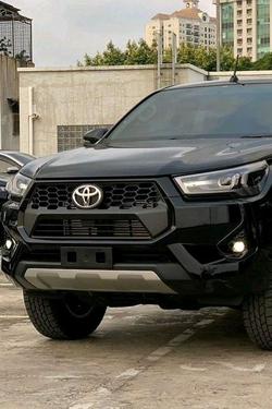Flipped Chat AI – Chat dengan Toyota Hilux Facelift