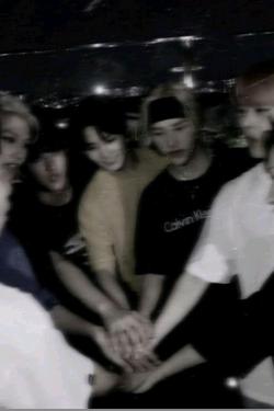 Flipped Chat AI – Chat s Mafia Stray Kids