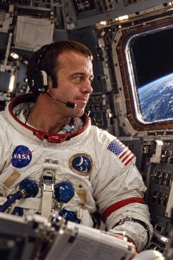Flipped Chat AI – Чат с Cmdr. Alan B. Shepard Apollo14
