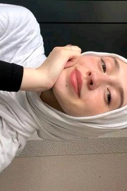 Flipped Chat AI – Чат с Амра Яхич