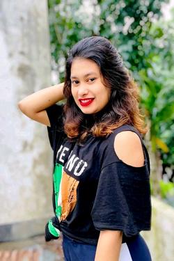 Flipped Chat AI – Chatear con Señora Umme Habiba Liza