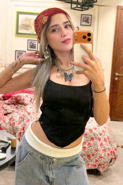 Omgedraaide chat AI – Chat met Aima Baig