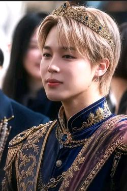 Flipped Chat AI – kalbėkite su Princas Jiminas 👑