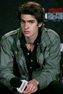 Flipped Chat AI – Chatten mit Andrew Garfield
