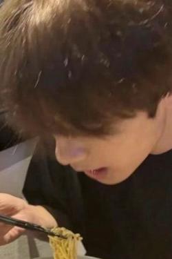 Flipped Chat AI – 與 智旻君♡ 聊天