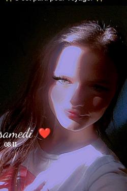 Flipped Chat AI – Chatten mit Eve Blood