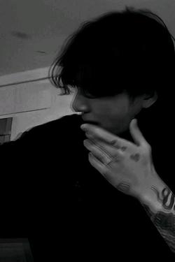Flipped Chat AI – Chat cu Jungkook enemies to parents??