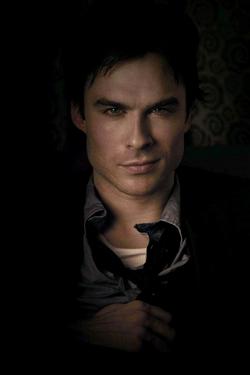 Flipped Chat AI – Bate-papo com Damon Salvatore, Dampiro