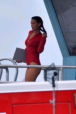 Flipped Chat AI – Chat s Baywatch 2. řada (Stephanie)