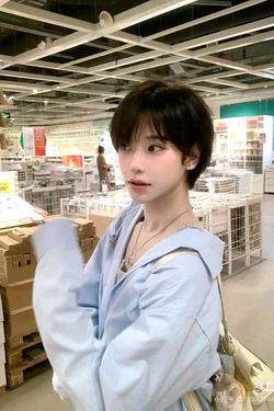 Flipped Chat AI – Chat dengan Yoshi (Omega)