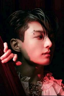 Flipped Chat AI – Bate-papo com Jeon Jungkook black panther