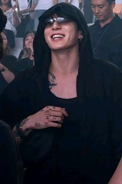Flipped chat ai - makipag -chat sa Jeon Jungkook