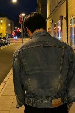 Çevrilmiş Sohbet Yapay Zekası – Jungkookile sohbet edin
