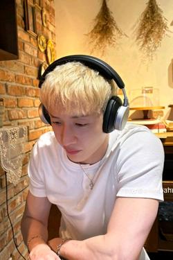 Flipped Chat AI – Chatta con Bangchan