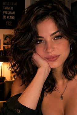 Flipped Chat AI – Bate-papo com Helena