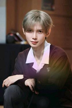 Flipped Chat AI – แชทกับ ยอซัง