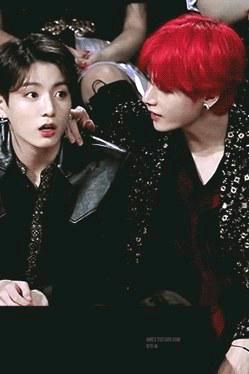 Omgedraaide chat AI – Chat met TAEKOOK (HET IS TAE & jij bent JK)