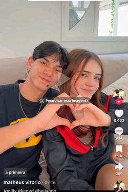 Flipped Chat AI – Sembang dengan kekasih awak Miguel