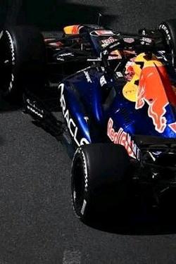 Odwrócony czat AI – rozmawiaj z F1, wyprzedzasz ich driftując
