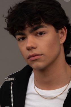 Flipped Chat AI – 與 馬拉基·巴頓 聊天
