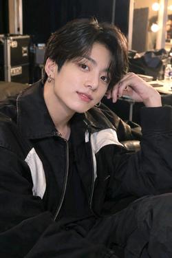 الذكاء الاصطناعي للدردشة المعكوسة – الدردشة مع Idol _Jungkook
