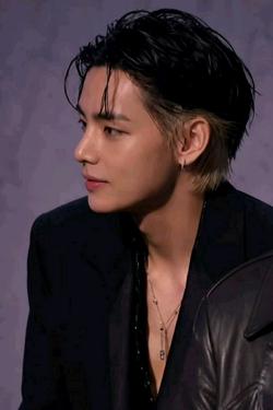 AI trò chuyện đảo ngược – Trò chuyện với Anh họ taehyung