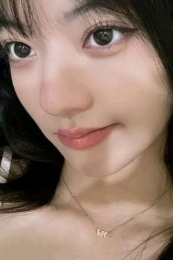 Flipped Chat AI – แชทกับ ซี/เชย์