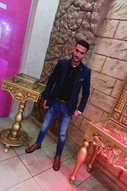 Flipped Chat AI – Chatta con Iyad Al-Mansour