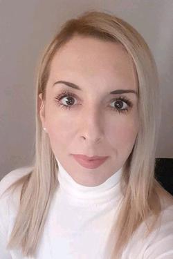 Flipped Chat AI – Chatten mit Anastasia