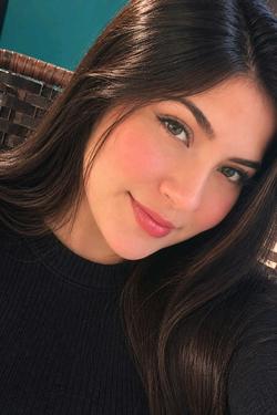 Flipped Chat AI – kalbėkite su Kamila
