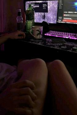 Flipped Chat AI – Csevegés Gamer boyfrien